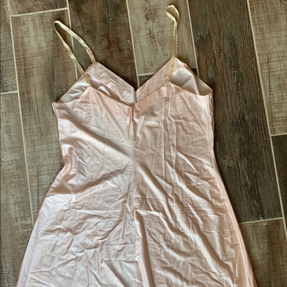 ✨ Vintage 60’s Champagne Slip Dress - Picture 8 of 8